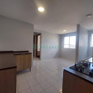 Apartamento com 39m², 2 dormitórios, 1 vaga, no bairro Santa Fé em Caxias do Sul para Comprar