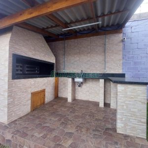 Apartamento com 39m², 2 dormitórios, 1 vaga, no bairro Santa Fé em Caxias do Sul para Comprar
