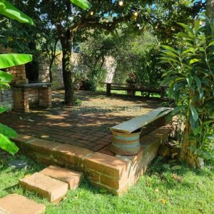 Casa com 250m², 3 dormitórios, 4 vagas, no bairro Salgado Filho em Caxias do Sul para Alugar