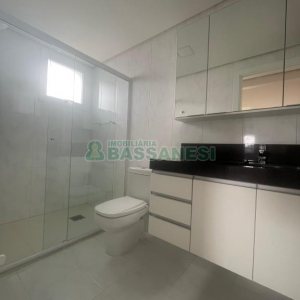 Apartamento com 84m², 2 dormitórios, 1 vaga, no bairro Salgado Filho em Caxias do Sul para Alugar