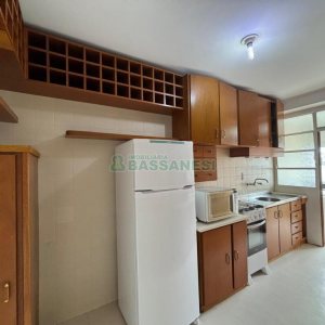Apartamento com 50m², 1 dormitório, no bairro São Pelegrino em Caxias do Sul para Alugar
