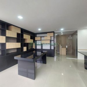 Sala com 60m², 1 vaga, no bairro Centro em Caxias do Sul para Alugar