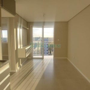 Apartamento com 58m², 2 dormitórios, 1 vaga, no bairro Vinhedos em Caxias do Sul para Alugar