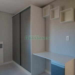 Apartamento com 58m², 2 dormitórios, 1 vaga, no bairro Vinhedos em Caxias do Sul para Alugar