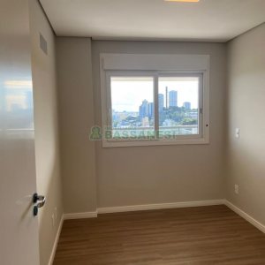 Apartamento com 110m², 3 dormitórios, 2 vagas, no bairro Petrópolis em Caxias do Sul para Alugar