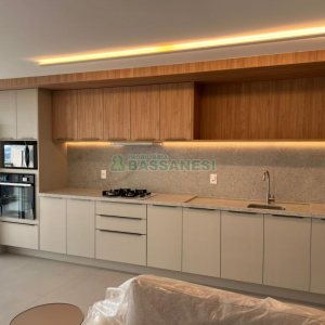 Apartamento com 110m², 3 dormitórios, 2 vagas, no bairro Petrópolis em Caxias do Sul para Alugar ou Comprar