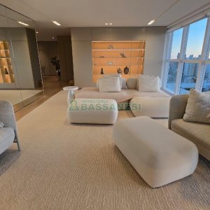 Apartamento com 178m², 2 dormitórios, 2 vagas, no bairro Exposição em Caxias do Sul para Comprar