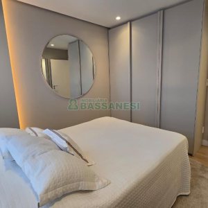 Apartamento com 178m², 2 dormitórios, 2 vagas, no bairro Exposição em Caxias do Sul para Comprar