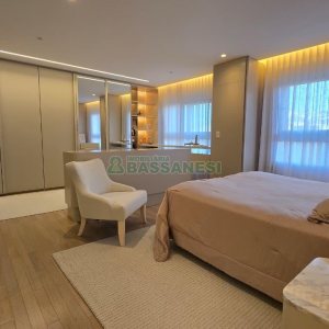 Apartamento com 178m², 2 dormitórios, 2 vagas, no bairro Exposição em Caxias do Sul para Comprar