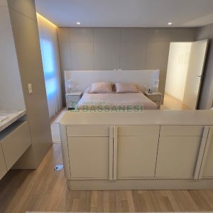Apartamento com 178m², 2 dormitórios, 2 vagas, no bairro Exposição em Caxias do Sul para Comprar