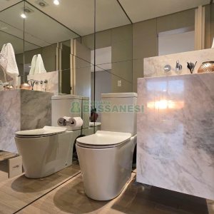Apartamento com 178m², 2 dormitórios, 2 vagas, no bairro Exposição em Caxias do Sul para Comprar