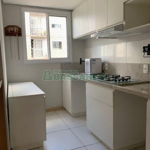 Apto Mobiliado com 47m², 2 dormitórios, 1 vaga, no bairro Bela Vista em Caxias do Sul para Alugar