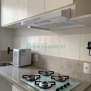 Apto Mobiliado com 47m², 2 dormitórios, 1 vaga, no bairro Bela Vista em Caxias do Sul para Alugar