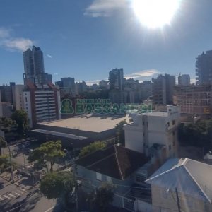 Apartamento com 119m², 3 dormitórios, 2 vagas, no bairro Centro em Caxias do Sul para Comprar