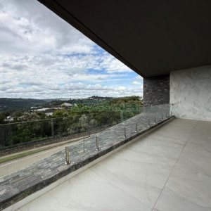 Casa com 673m², 4 dormitórios, 4 vagas, no bairro Nossa Senhora da Saúde em Caxias do Sul para Comprar