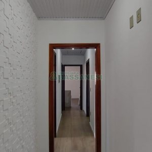 Casa com 263m², 3 dormitórios, 2 vagas, no bairro Charqueadas em Caxias do Sul para Alugar