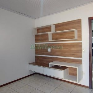 Casa com 263m², 3 dormitórios, 2 vagas, no bairro Charqueadas em Caxias do Sul para Alugar