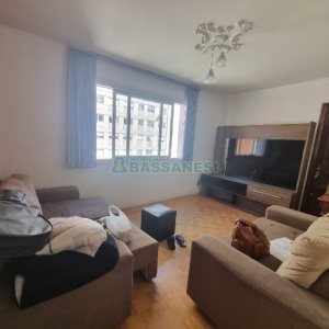 Apartamento com 80m², 3 dormitórios, no bairro São Pelegrino em Caxias do Sul para Alugar