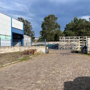 Pavilhão com 2210m², no bairro Cidade Nova em Caxias do Sul para Alugar