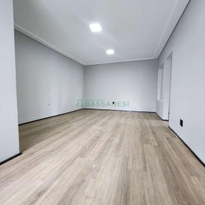 Sala com 61m², no bairro São Pelegrino em Caxias do Sul para Alugar