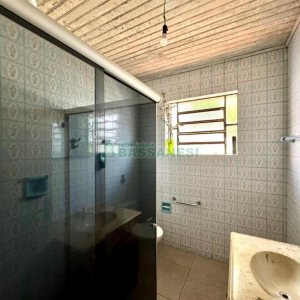 Casa com 314m², 3 dormitórios, 2 vagas, no bairro Cinqüentenário em Caxias do Sul para Alugar
