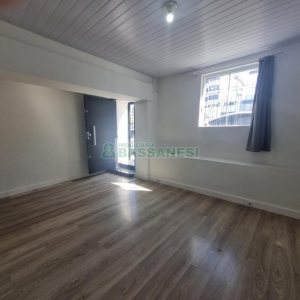 Casa com 80m², no bairro Centro em Caxias do Sul para Alugar