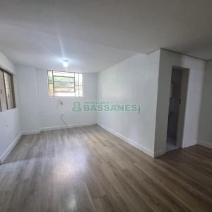 Casa com 80m², no bairro Centro em Caxias do Sul para Alugar