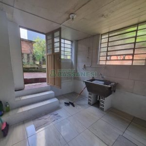 Casa com 80m², no bairro Centro em Caxias do Sul para Alugar