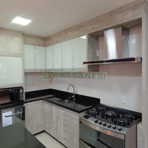 Apto Mobiliado com 152m², 3 dormitórios, 2 vagas, no bairro Panazzolo em Caxias do Sul para Alugar
