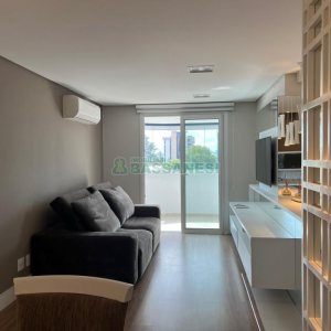 Apto Mobiliado com 80m², 3 dormitórios, 2 vagas, no bairro Madureira em Caxias do Sul para Alugar