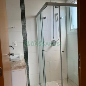 Apto Mobiliado com 80m², 3 dormitórios, 2 vagas, no bairro Madureira em Caxias do Sul para Alugar