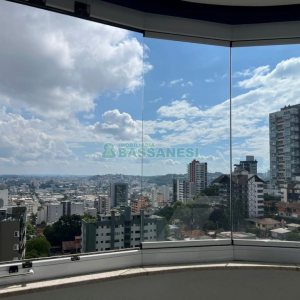 Apto Mobiliado com 80m², 3 dormitórios, 2 vagas, no bairro Madureira em Caxias do Sul para Alugar