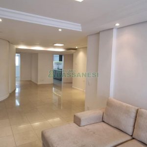 Apartamento com 179m², 3 dormitórios, 3 vagas, no bairro Exposição em Caxias do Sul para Comprar