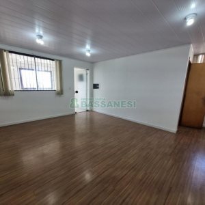 Sala com 36m², no bairro Centro em Caxias do Sul para Alugar