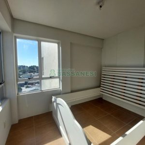 Apto Mobiliado com 40m², 1 dormitório, no bairro Presidente Vargas em Caxias do Sul para Alugar