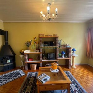 Casa com 250m², 4 dormitórios, 3 vagas, no bairro Nossa Senhora de Lourdes em Caxias do Sul para Comprar