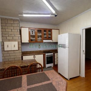 Casa com 250m², 4 dormitórios, 3 vagas, no bairro Nossa Senhora de Lourdes em Caxias do Sul para Comprar