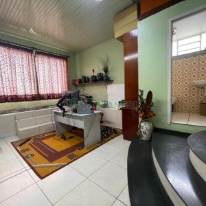 Casa com 250m², 4 dormitórios, 3 vagas, no bairro Nossa Senhora de Lourdes em Caxias do Sul para Comprar