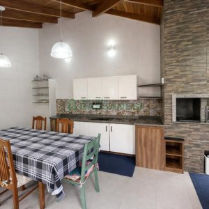 Casa com 250m², 4 dormitórios, 3 vagas, no bairro Nossa Senhora de Lourdes em Caxias do Sul para Comprar