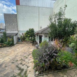 Casa com 250m², 4 dormitórios, 3 vagas, no bairro Nossa Senhora de Lourdes em Caxias do Sul para Comprar