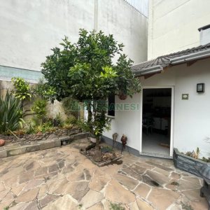 Casa com 250m², 4 dormitórios, 3 vagas, no bairro Nossa Senhora de Lourdes em Caxias do Sul para Comprar