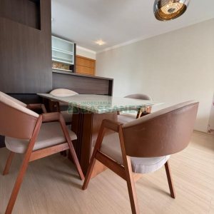 Apartamento com 70m², 2 dormitórios, 2 vagas, no bairro Madureira em Caxias do Sul para Comprar