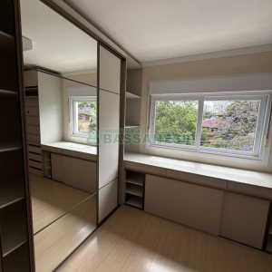 Apartamento com 70m², 2 dormitórios, 2 vagas, no bairro Madureira em Caxias do Sul para Comprar