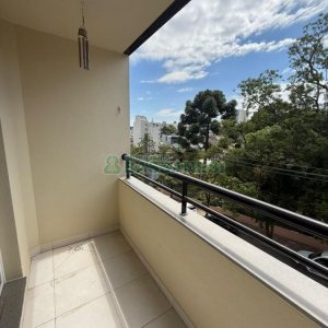 Apartamento com 70m², 2 dormitórios, 2 vagas, no bairro Madureira em Caxias do Sul para Comprar