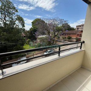 Apartamento com 70m², 2 dormitórios, 2 vagas, no bairro Madureira em Caxias do Sul para Comprar