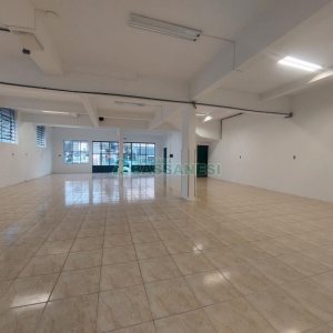Loja com 200m², no bairro Panazzolo em Caxias do Sul para Alugar