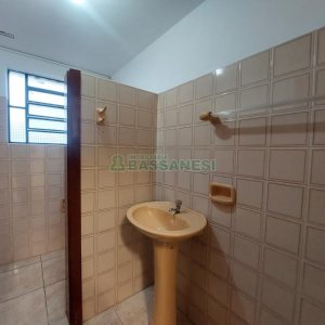 Loja com 200m², no bairro Panazzolo em Caxias do Sul para Alugar