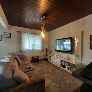 Chácara com 240m², 3 dormitórios, 2 vagas, no bairro Vila Seca em Caxias do Sul para Alugar