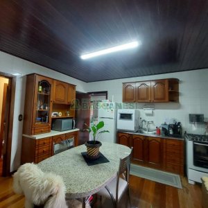 Chácara com 240m², 3 dormitórios, 2 vagas, no bairro Vila Seca em Caxias do Sul para Alugar