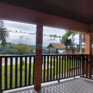 Chácara com 240m², 3 dormitórios, 2 vagas, no bairro Vila Seca em Caxias do Sul para Alugar